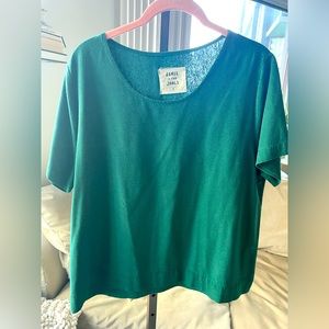 Jamie and the Jones short sleeved top